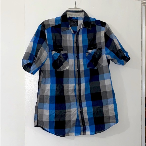 Men’s Short Sleeve Plaid Button-up - Picture 1 of 1